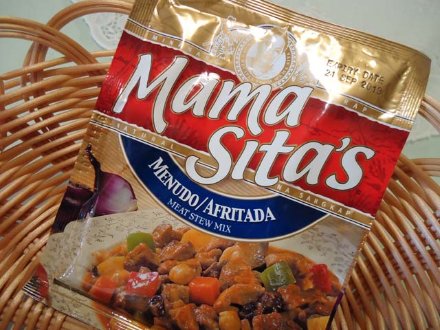 昨日のお昼はメヌード…アフリターダ?とっても美味しいフィリピン料理